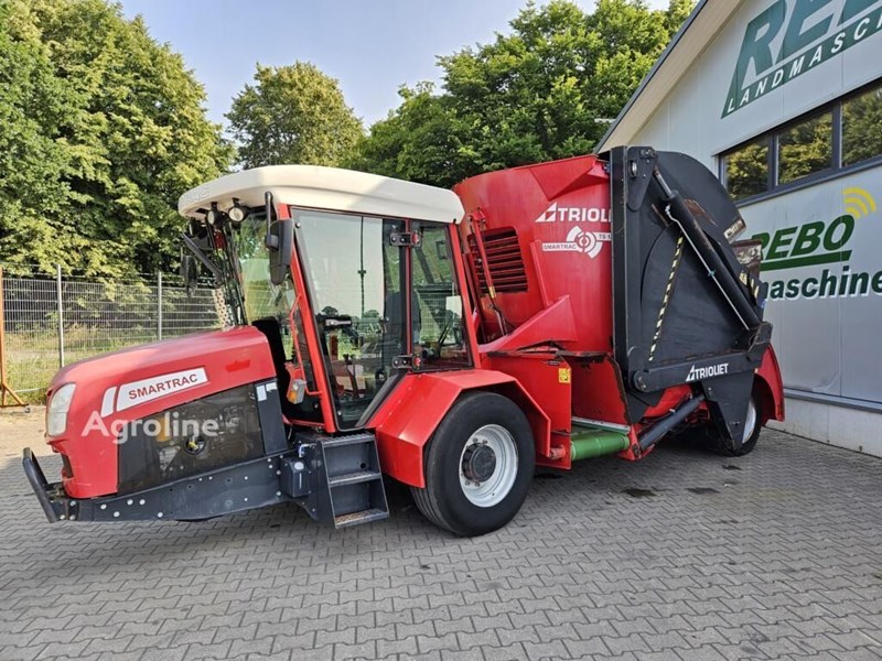 Trioliet SMART TRAC TS1-1200 Samojezdny wóz paszowy Trioliet SMART TRAC TS1-1200