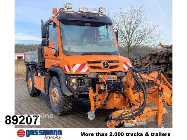 Mercedes-Benz Unimog U 527 , Kommunalhydraulik, Schmidt Wielofunkcyjna maszyna komunalna Mercedes-Benz Unimog U 527 , Kommunalhydraulik, Schmidt