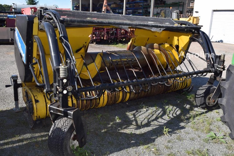 New Holland 273 *Pick Up* Podbieracz pokosy New Holland 273 *Pick Up*