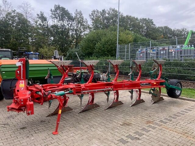 Kverneland 3300 S Variomat Pług obrotowy Kverneland 3300 S Variomat