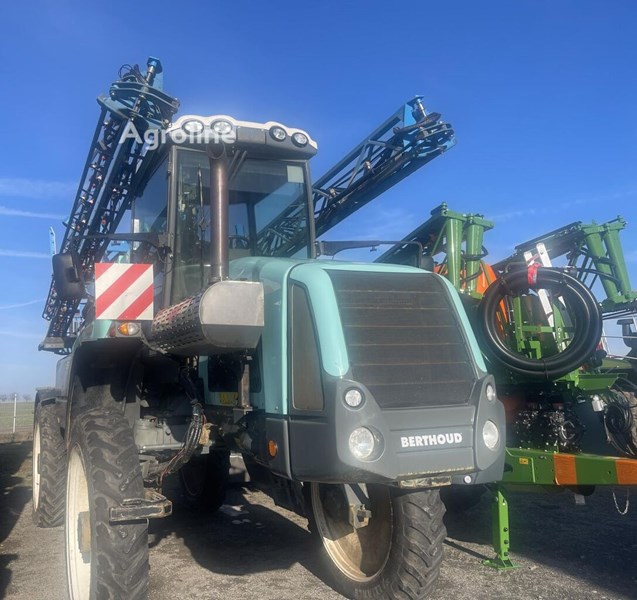 Berthoud Raptor 5200 Opryskiwacz samojezdny Berthoud Raptor 5200