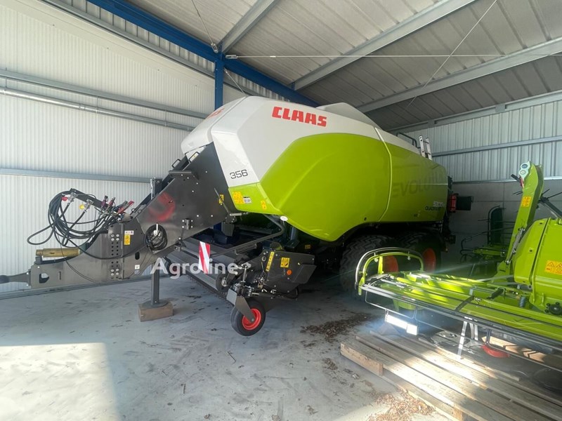 Claas Quadrant 5300 FC Prasa kostkująca Claas Quadrant 5300 FC