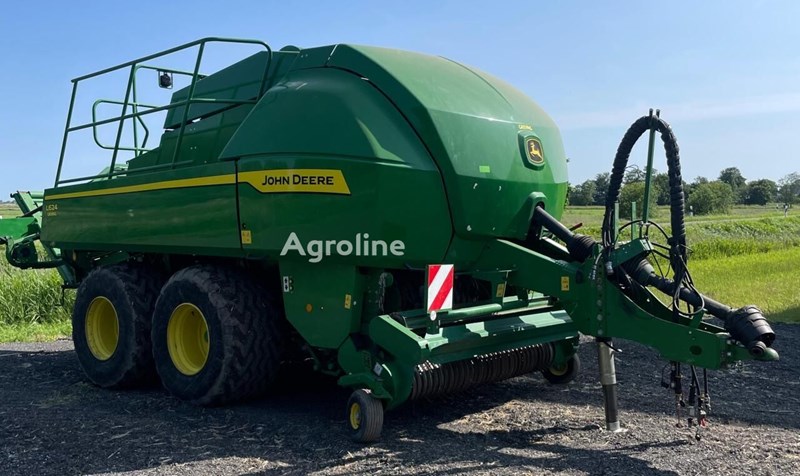 John Deere L624 Prasa kostkująca John Deere L624