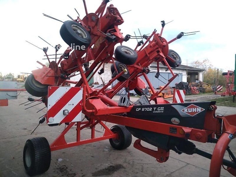 Kuhn GF 8702T-G2 Digidrive Przetrząsacz Kuhn GF 8702T-G2 Digidrive