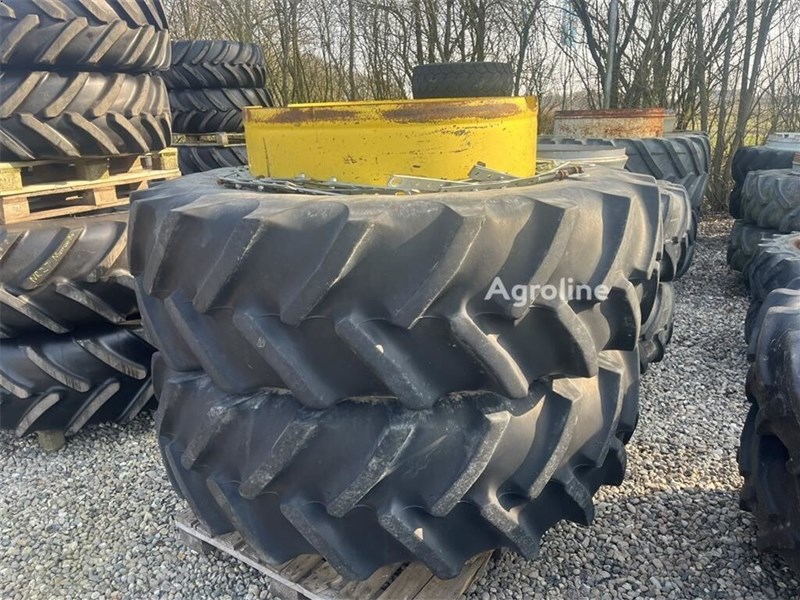 Goodyear 20,8-R42 Gule med ring og låse Koło Goodyear 20,8-R42 Gule med ring og låse