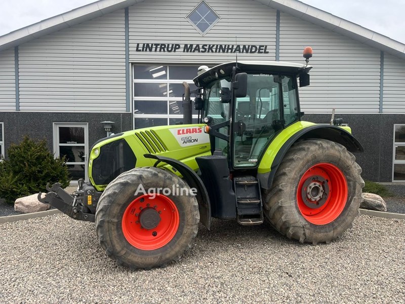 Claas ARION 650 Cebis med frontlift Ciągnik kołowy Claas ARION 650 Cebis med frontlift