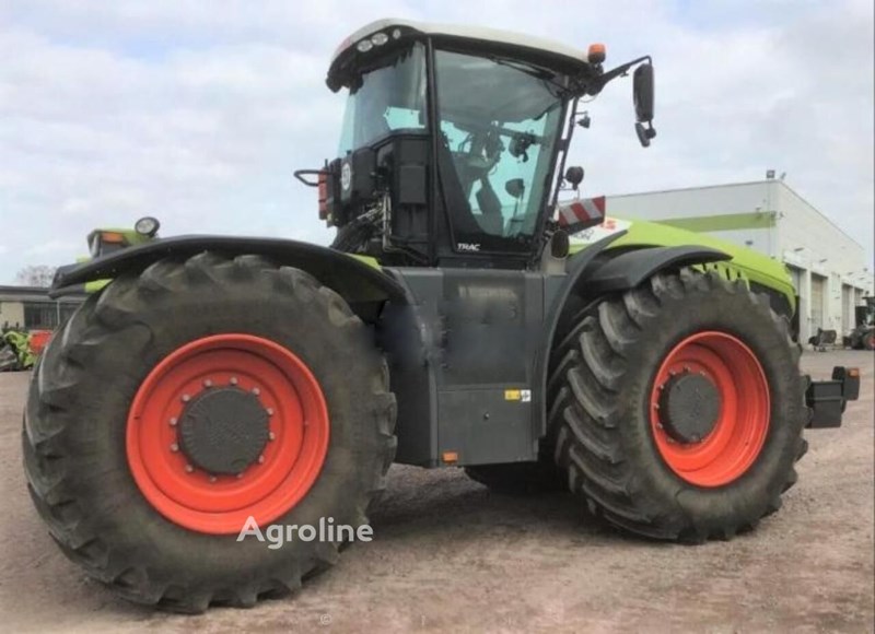 Claas XERION 4200 TRAC Ciągnik kołowy Claas XERION 4200 TRAC