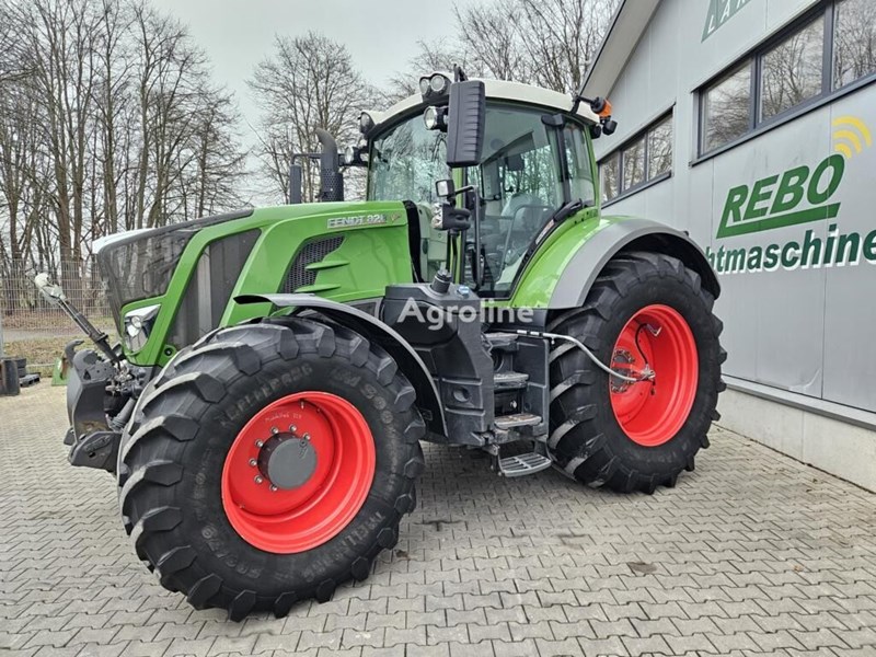 Fendt 828 PROFI PLUS Ciągnik kołowy Fendt 828 PROFI PLUS