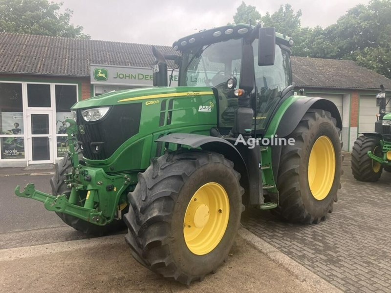 John Deere 6250R Ciągnik kołowy John Deere 6250R