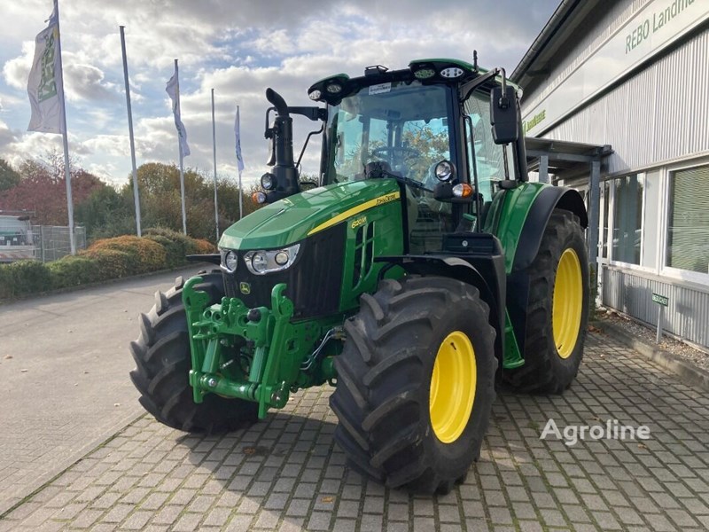 John Deere TRAKTOR 6120M MIT KABINE Nowy ciągnik kołowy John Deere TRAKTOR 6120M MIT KABINE