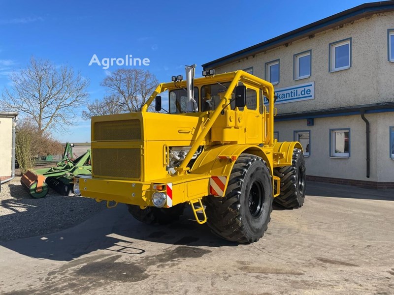 Ciągnik kołowy K700A V8