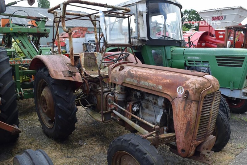 Massey Ferguson 35 Ciągnik kołowy Massey Ferguson 35
