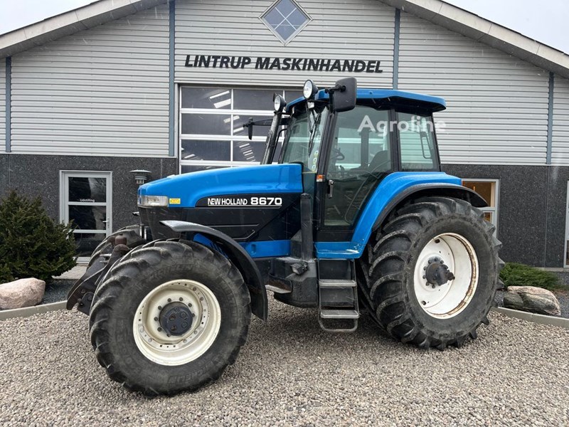New Holland 8670 SuperSteer Ciągnik kołowy New Holland 8670 SuperSteer