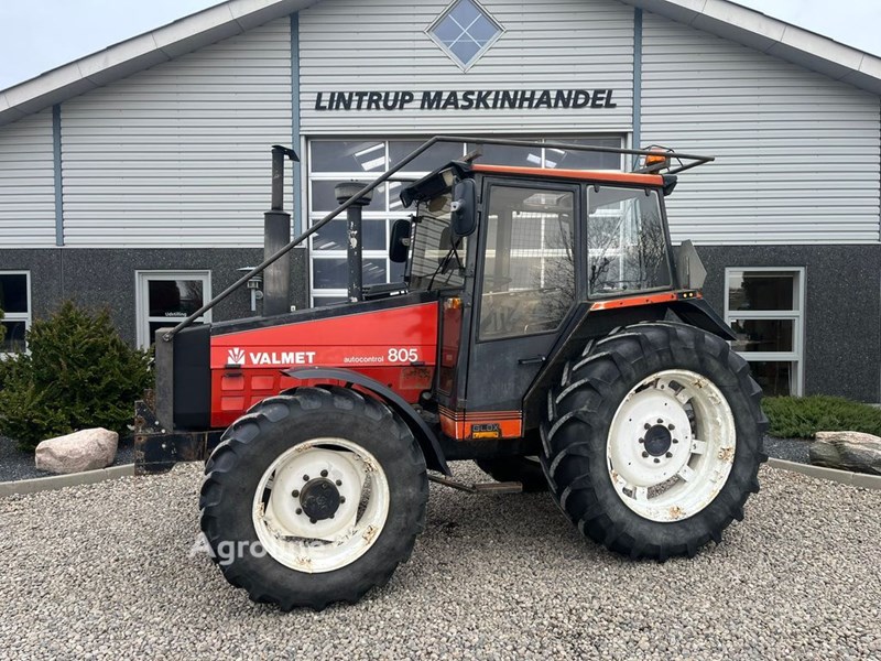 Valmet 805 GLOX med skovinddækning Ciągnik kołowy Valmet 805 GLOX med skovinddækning