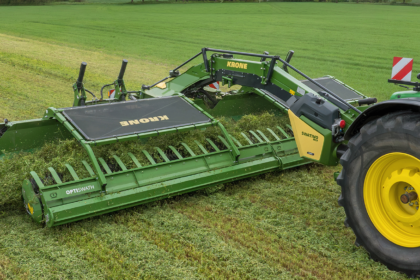 KRONE Swativo T 1040 Pro field operation 2