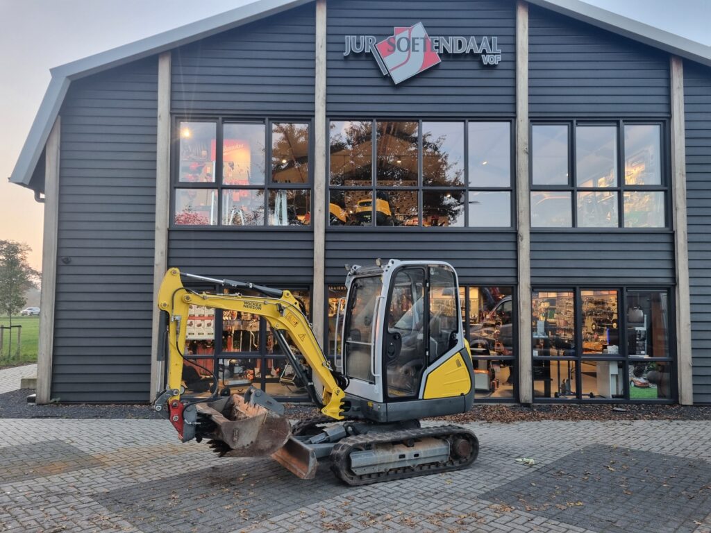 WACKER NEUSON ET24 minidigger